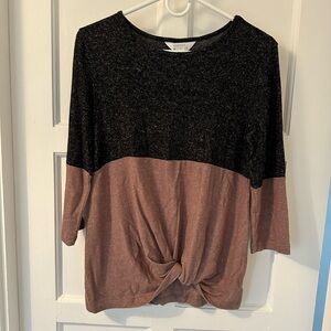 Market & Spruce Two Tone Top